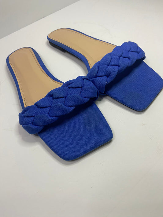 CLASSY GIRL ROPE SANDALS BLUE